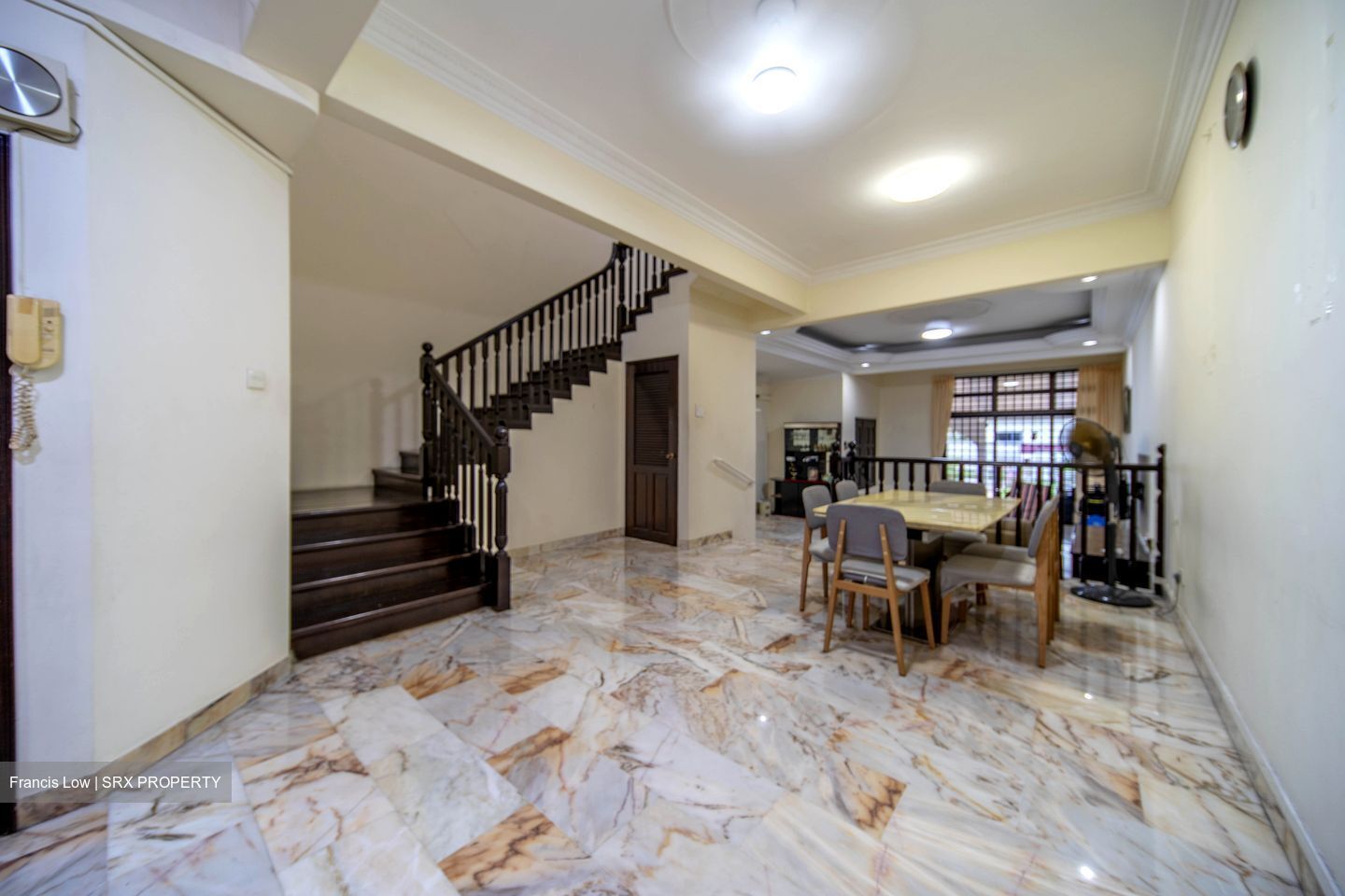 Lowland Road (D19), Terrace #588445401